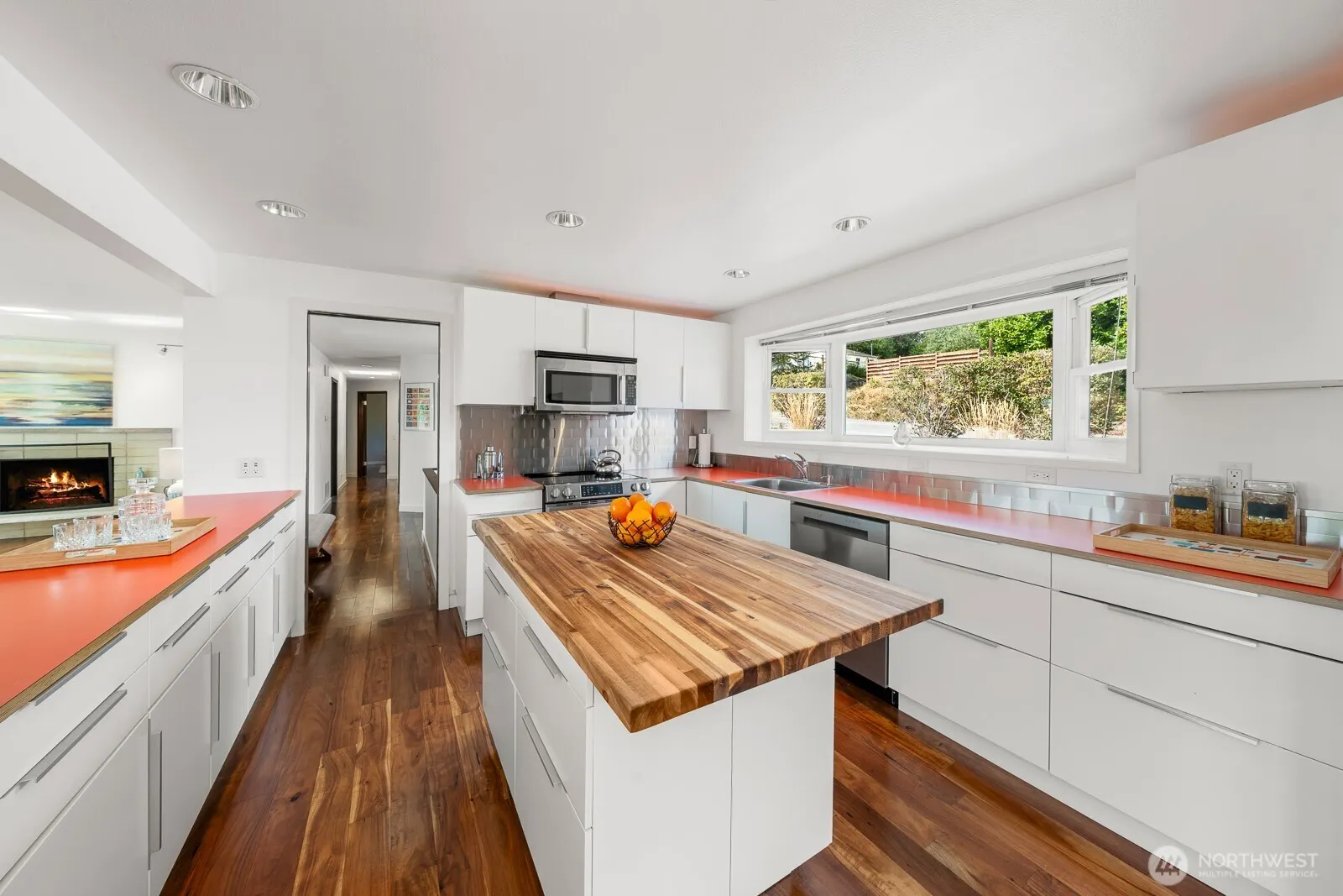 7703 S 128th Street , Seattle, WA 98178