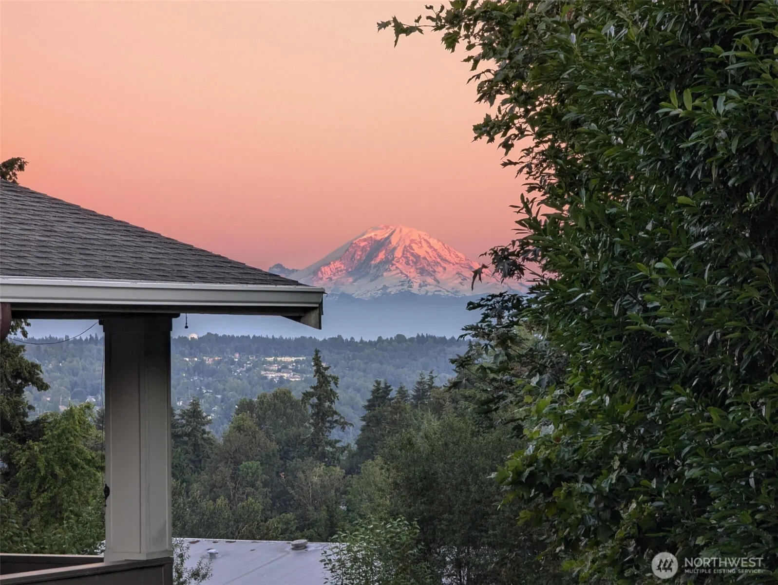 7703 S 128th Street , Seattle, WA 98178