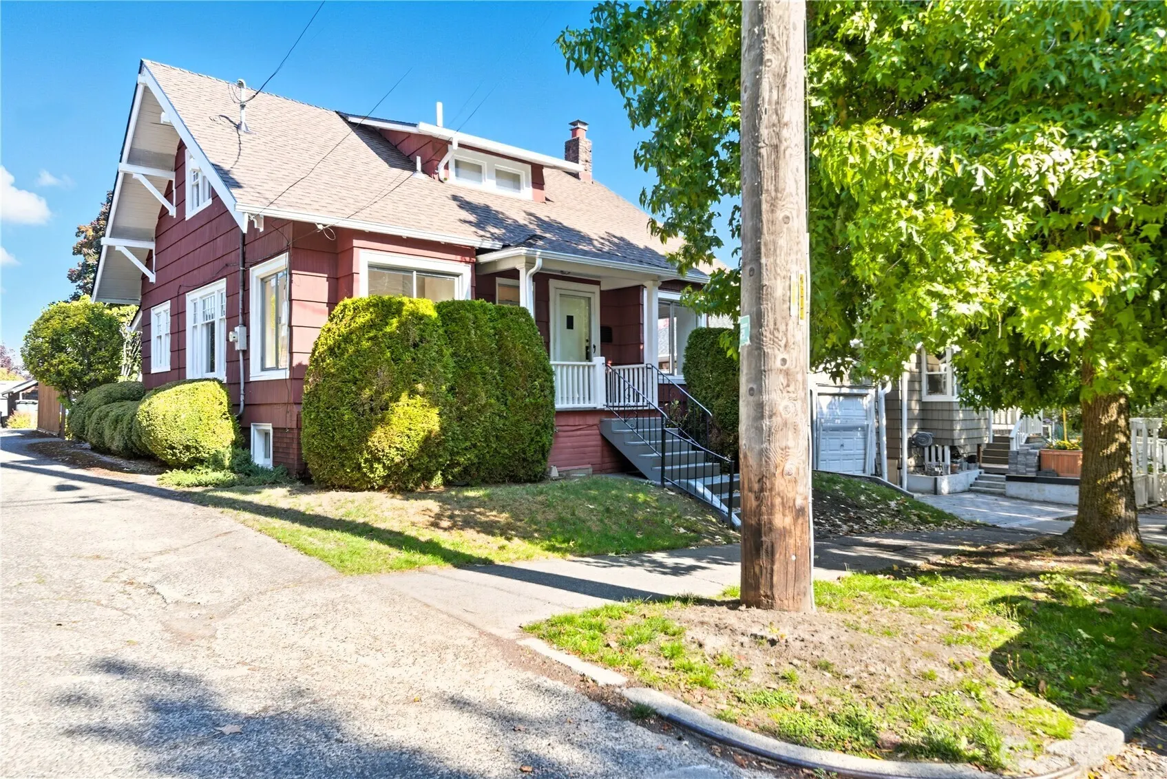 2614 E Spring Street , Seattle, WA 98122