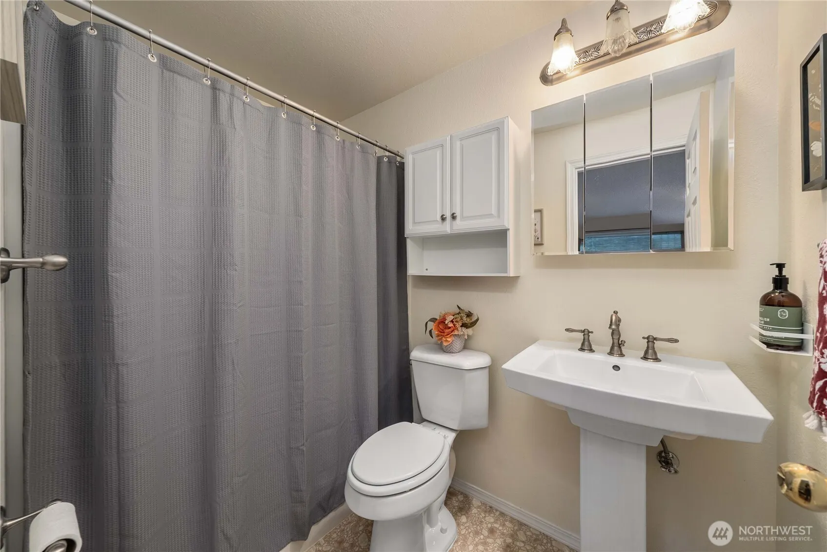 11045 SE 249th Court #2A, Kent, WA 98030-8288
