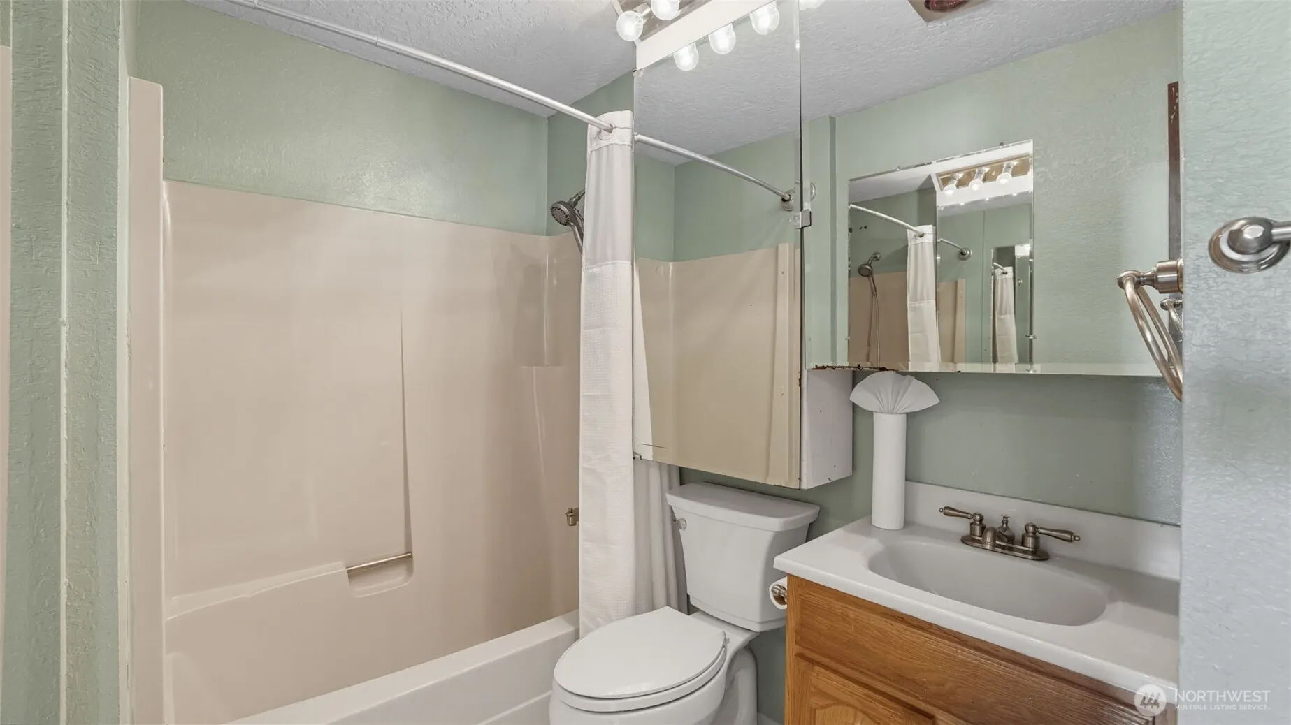 435 Williams Avenue N #201, Renton, WA 98057
