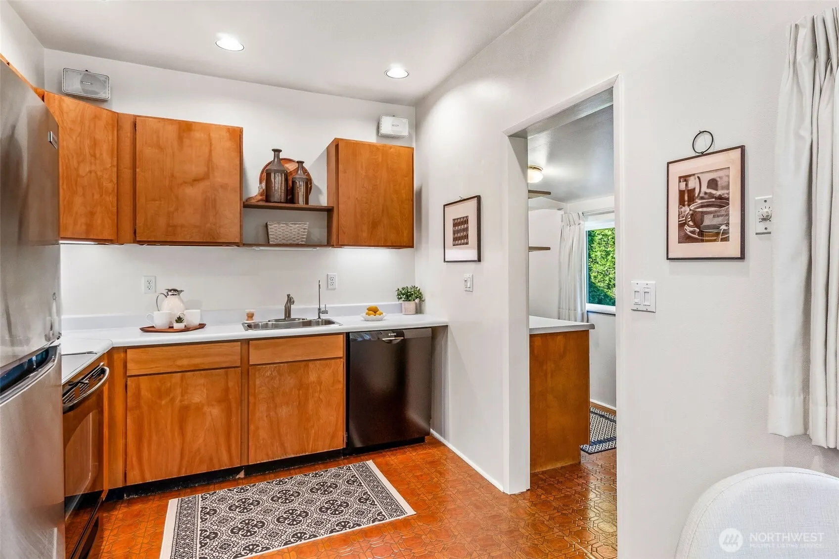 2358 NW 73rd Street , Seattle, WA 98117