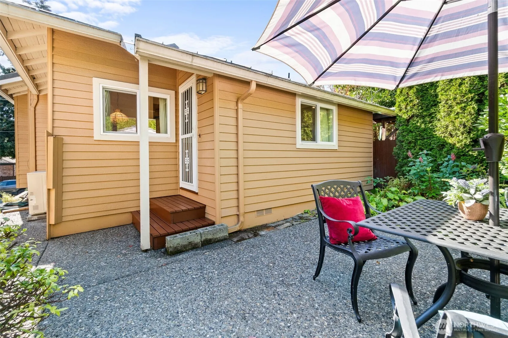 2358 NW 73rd Street , Seattle, WA 98117