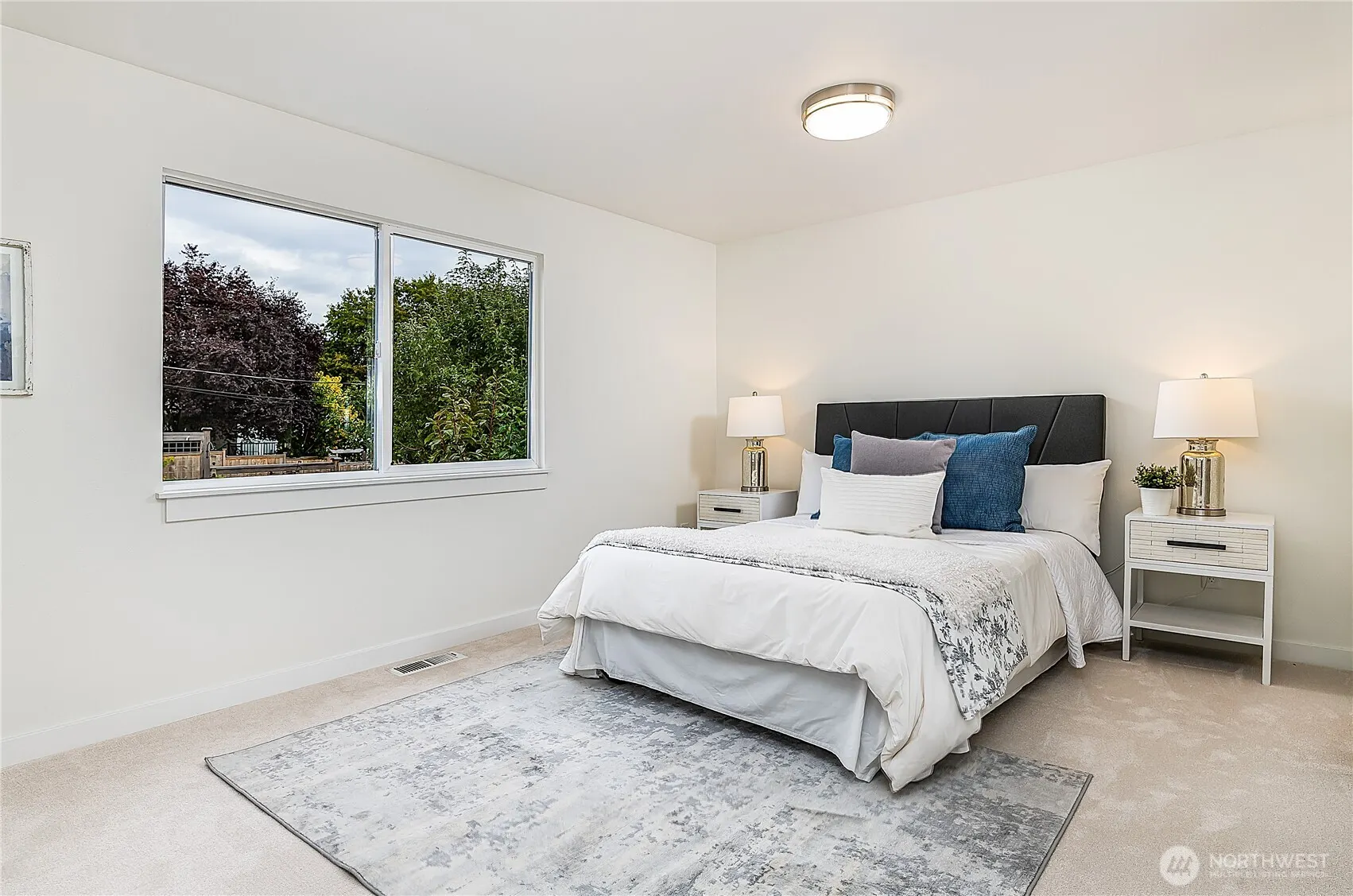 3110 S Dakota Street , Seattle, WA 98108