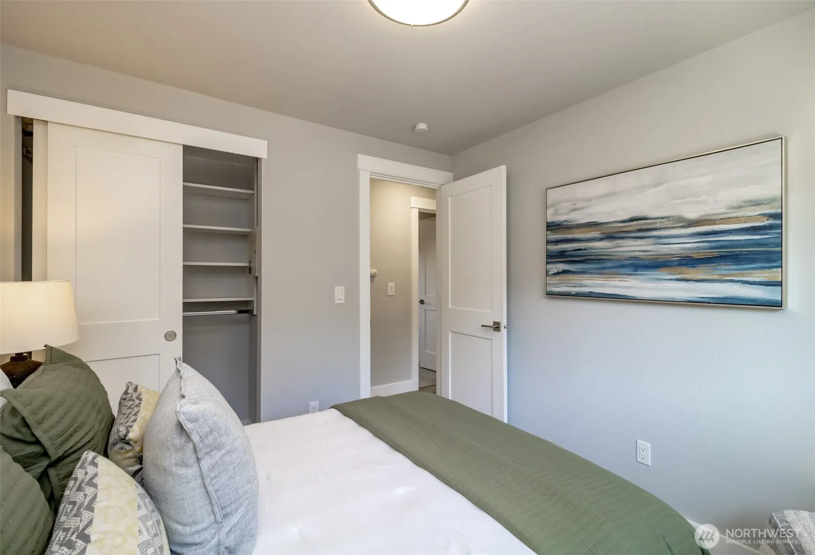 6701 15th Avenue SW, Seattle, WA 98106