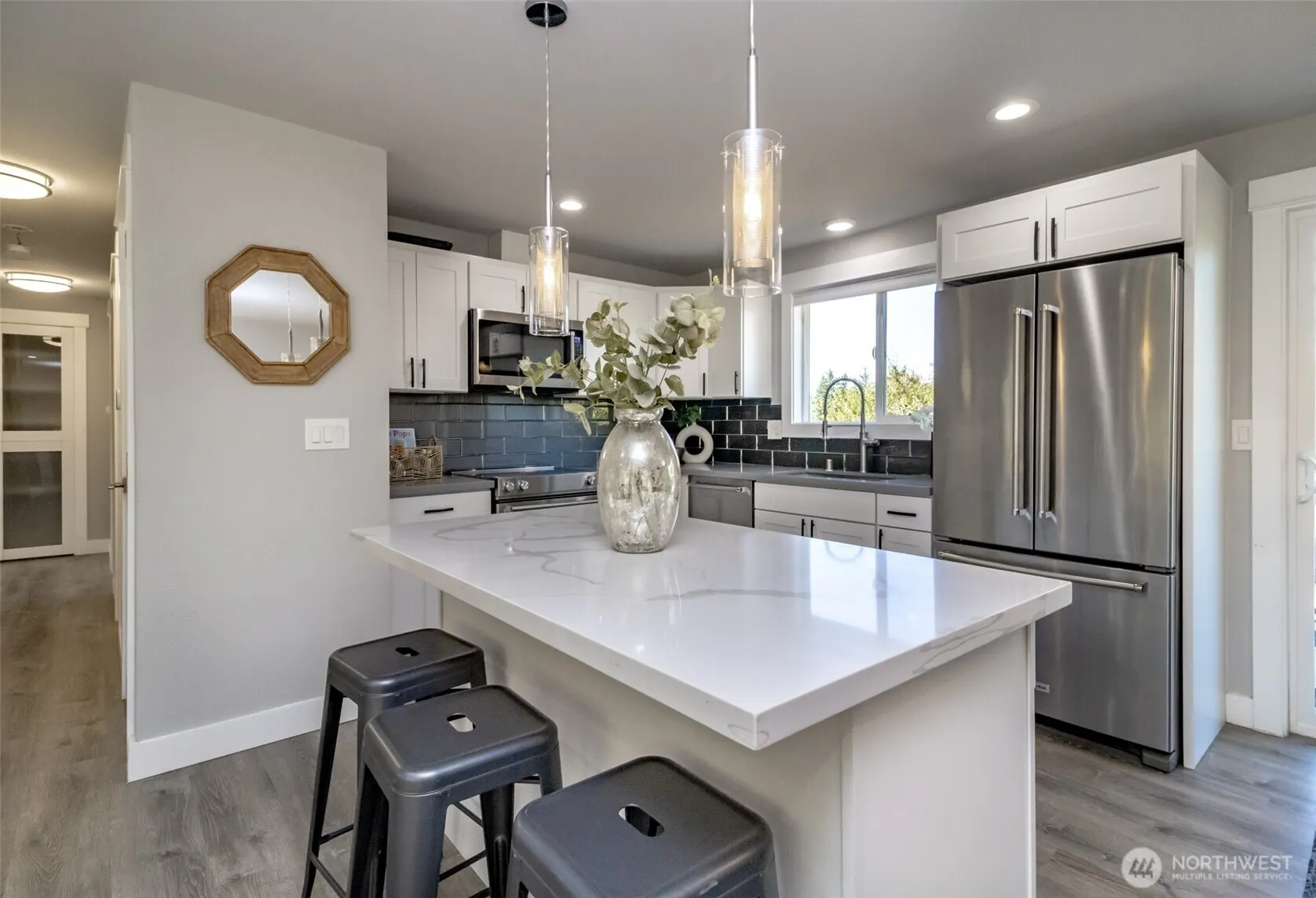 6701 15th Avenue SW, Seattle, WA 98106