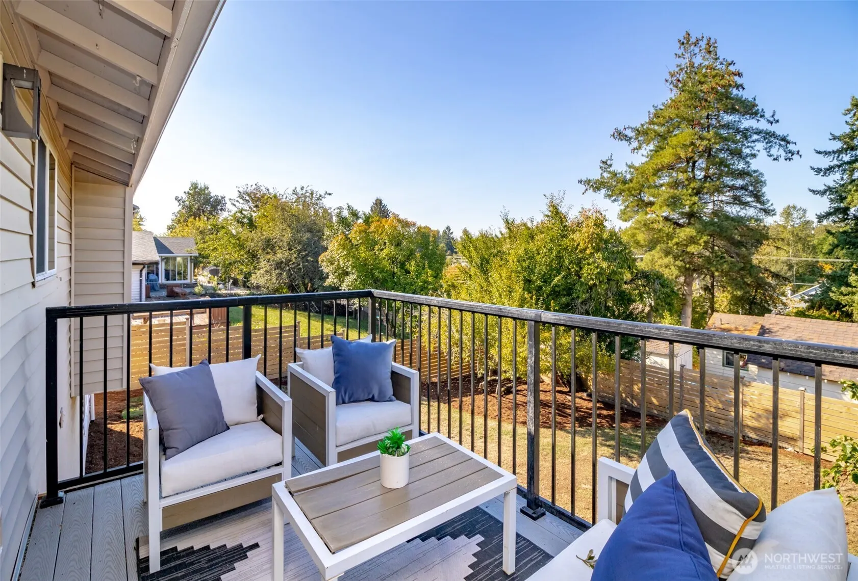6701 15th Avenue SW, Seattle, WA 98106
