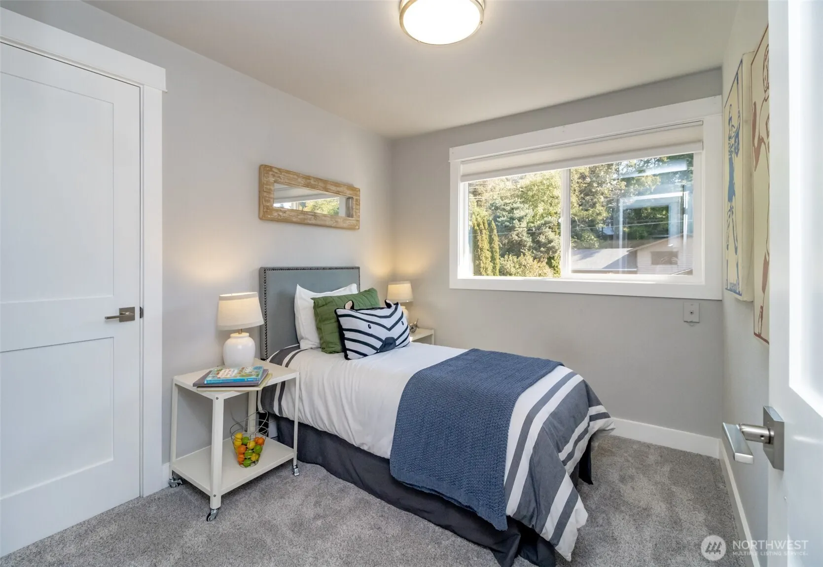 6701 15th Avenue SW, Seattle, WA 98106