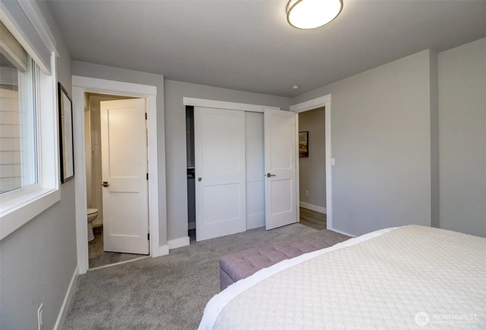 6701 15th Avenue SW, Seattle, WA 98106