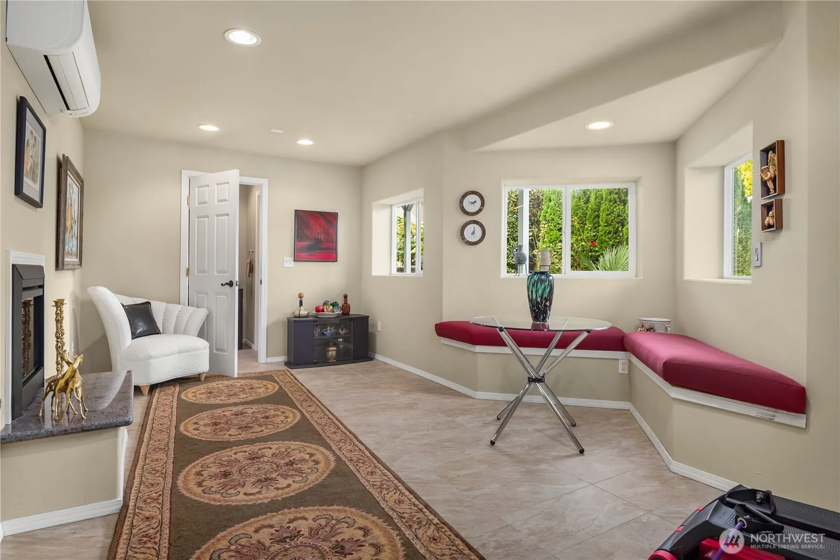 1320 N 38th Street , Renton, WA 98056