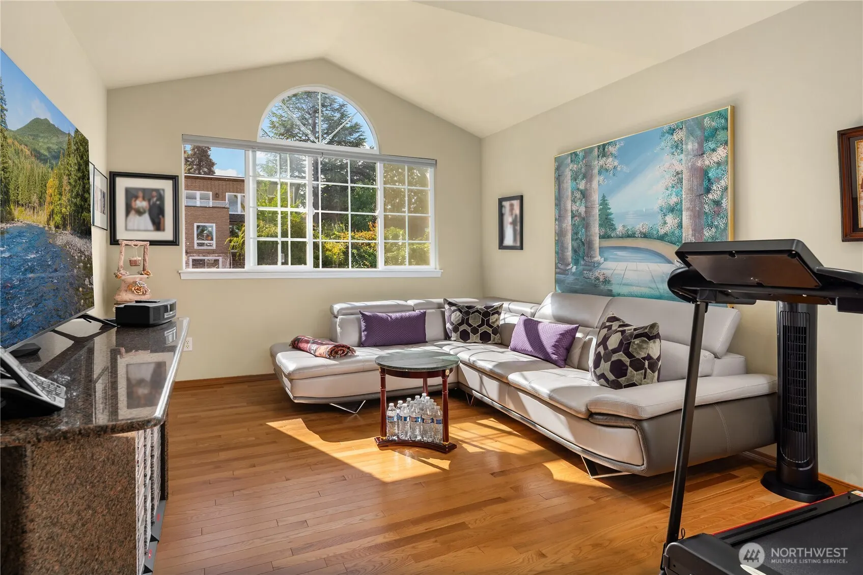 1320 N 38th Street , Renton, WA 98056