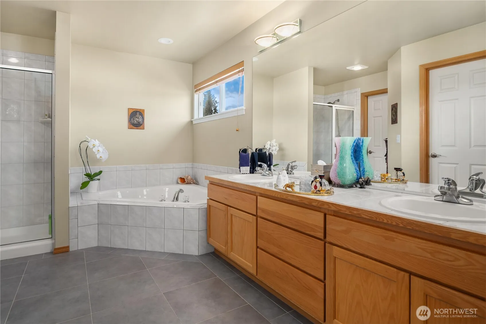 1320 N 38th Street , Renton, WA 98056