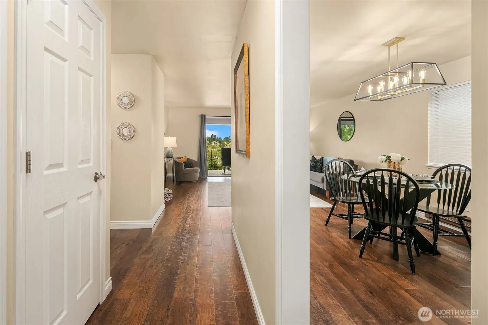 5220 21st Avenue NE #1, Seattle, WA 98105