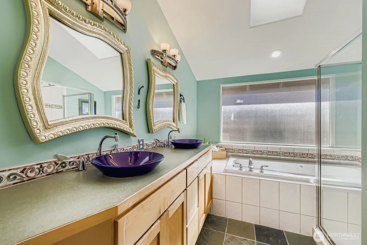 2622 E Madison Street , Seattle, WA 98112-2094