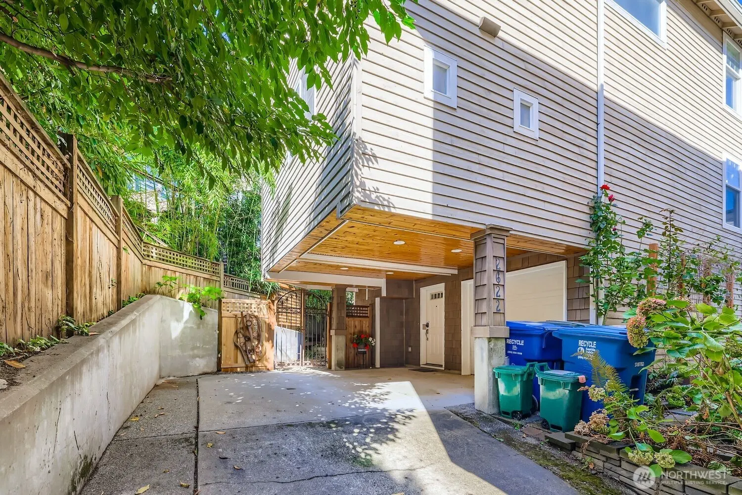 2622 E Madison Street , Seattle, WA 98112-2094