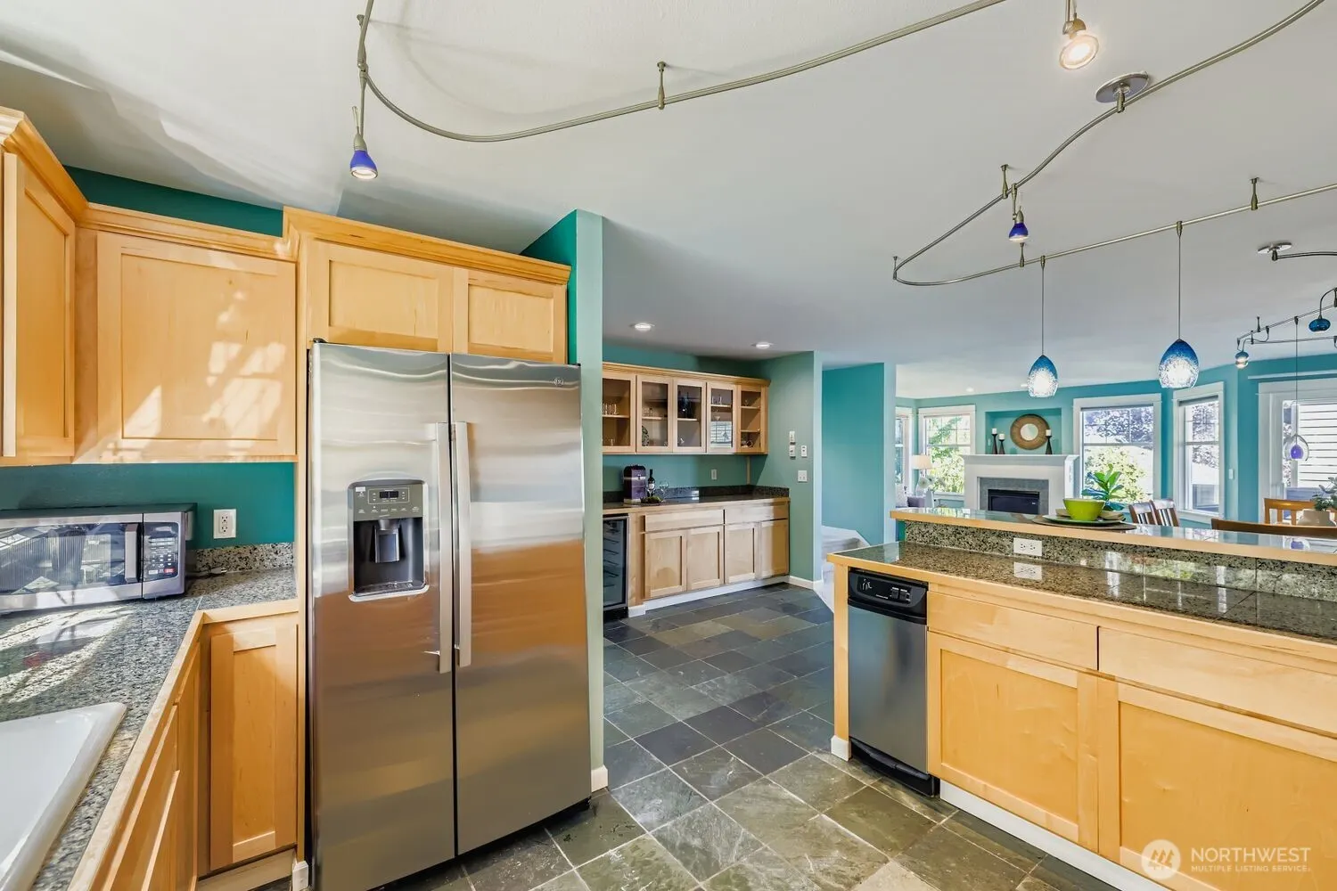 2622 E Madison Street , Seattle, WA 98112-2094