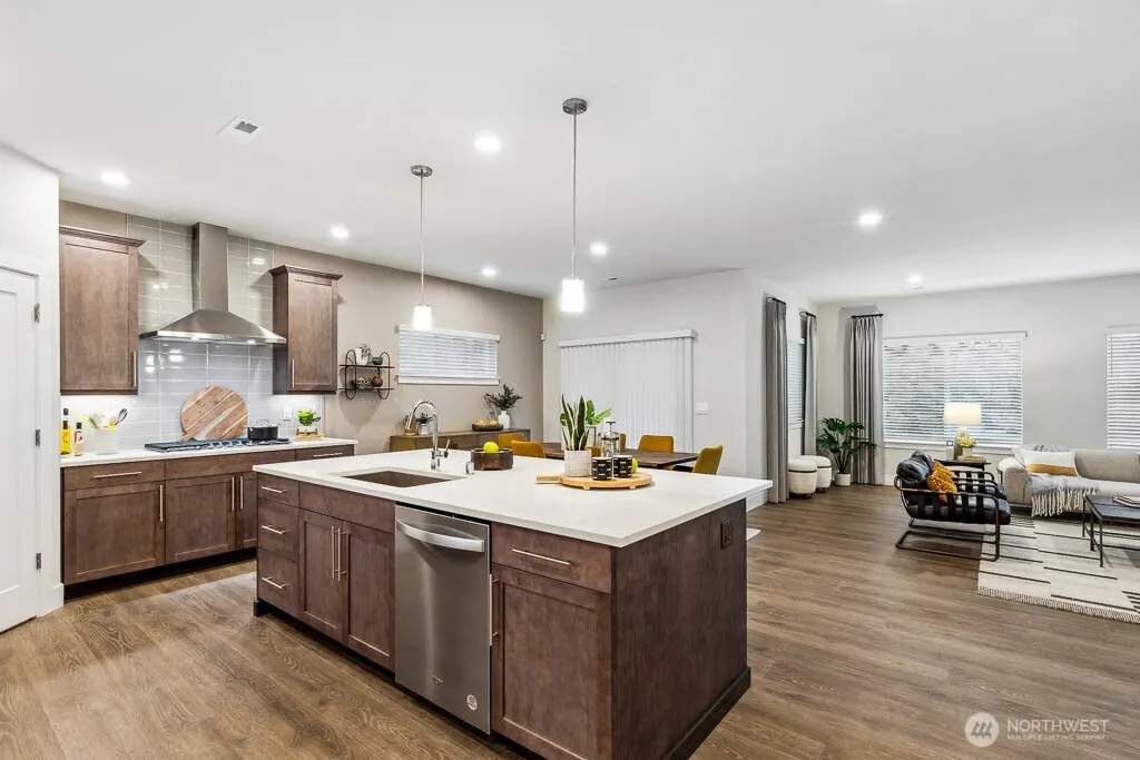 3802 194th Lane SE, Bothell, WA 98012