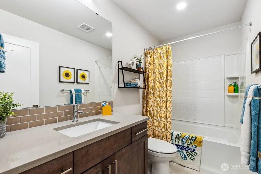 3802 194th Lane SE, Bothell, WA 98012