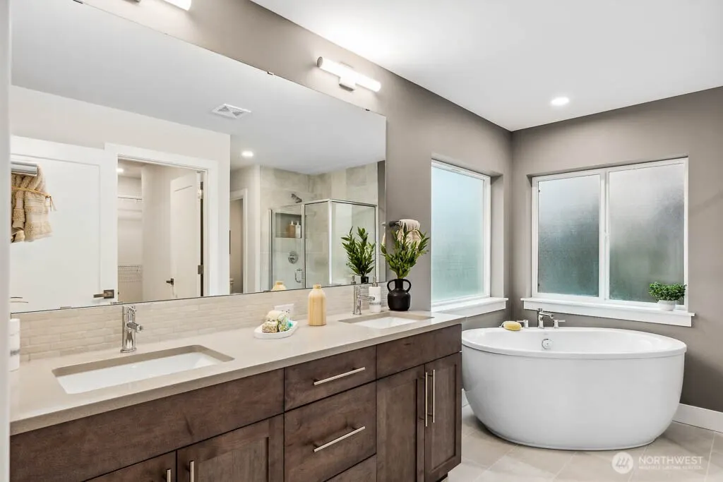 3802 194th Lane SE, Bothell, WA 98012