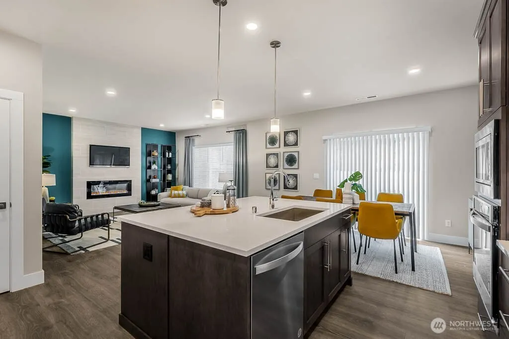 3808 194th Lane SE, Bothell, WA 98012