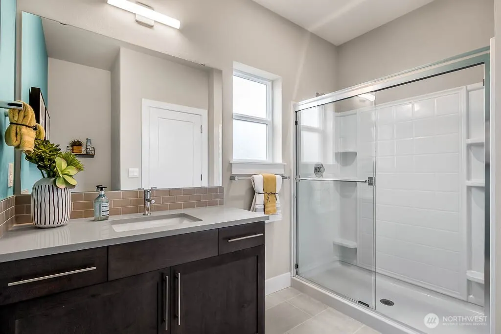 3808 194th Lane SE, Bothell, WA 98012