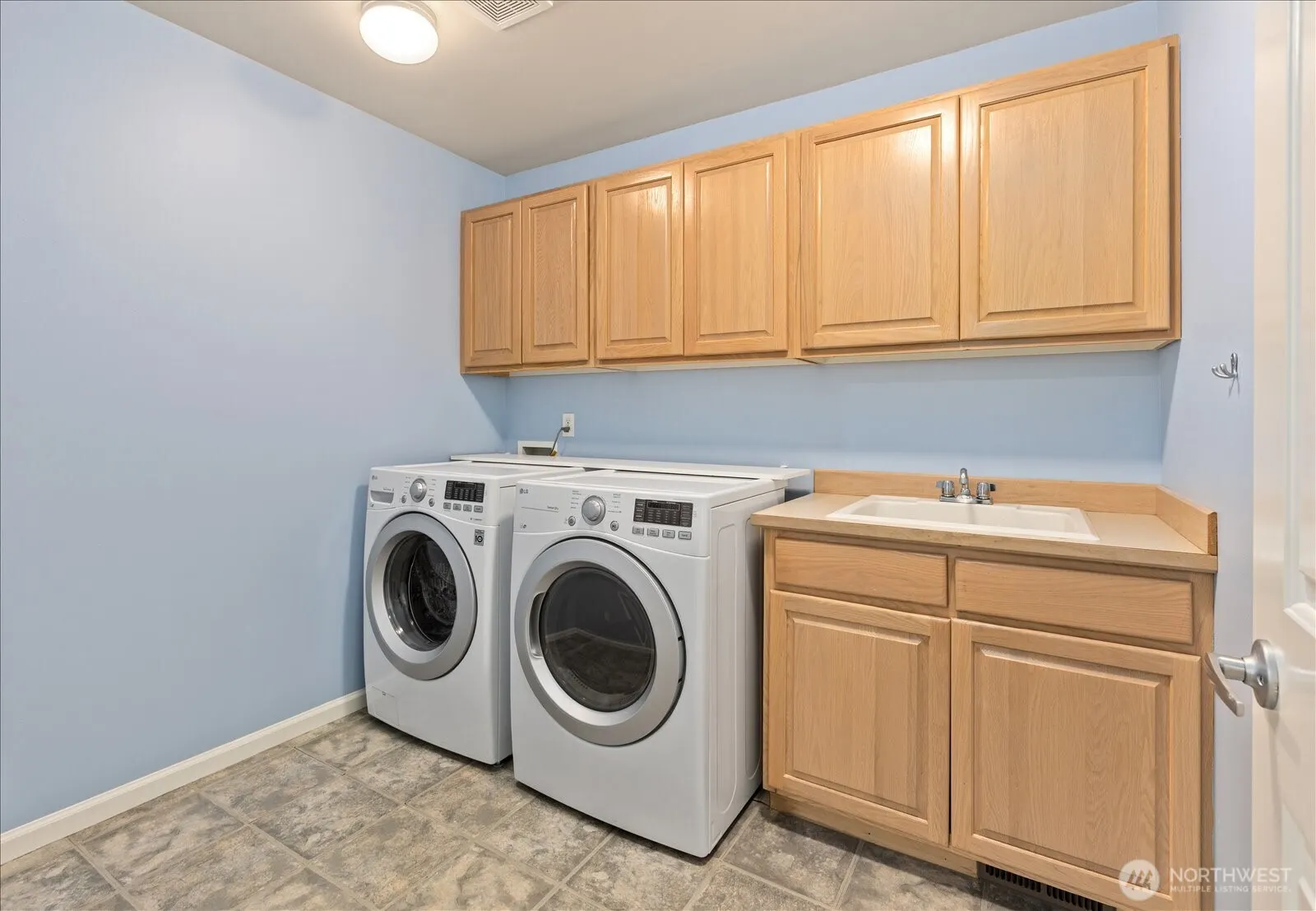 21407 NE 146th Place , Woodinville, WA 98077