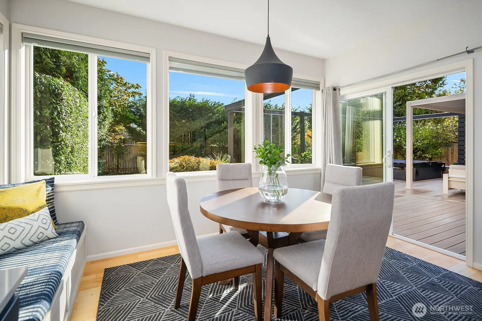 20921 SE 5th Street , Sammamish, WA 98074