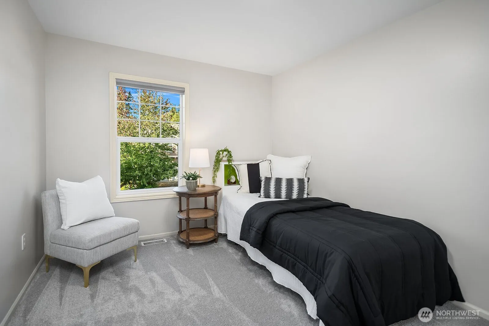 20921 SE 5th Street , Sammamish, WA 98074