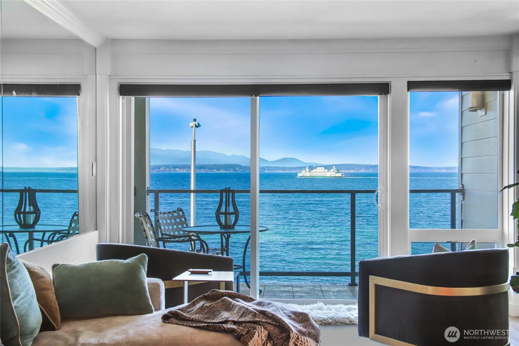 1526 Alki Avenue SW #304, Seattle, WA 98116