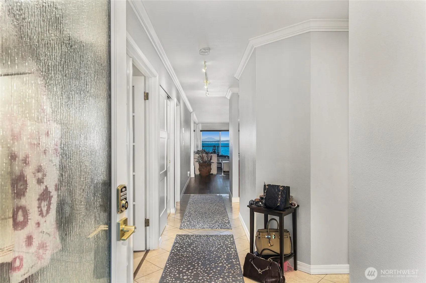 1526 Alki Avenue SW #304, Seattle, WA 98116