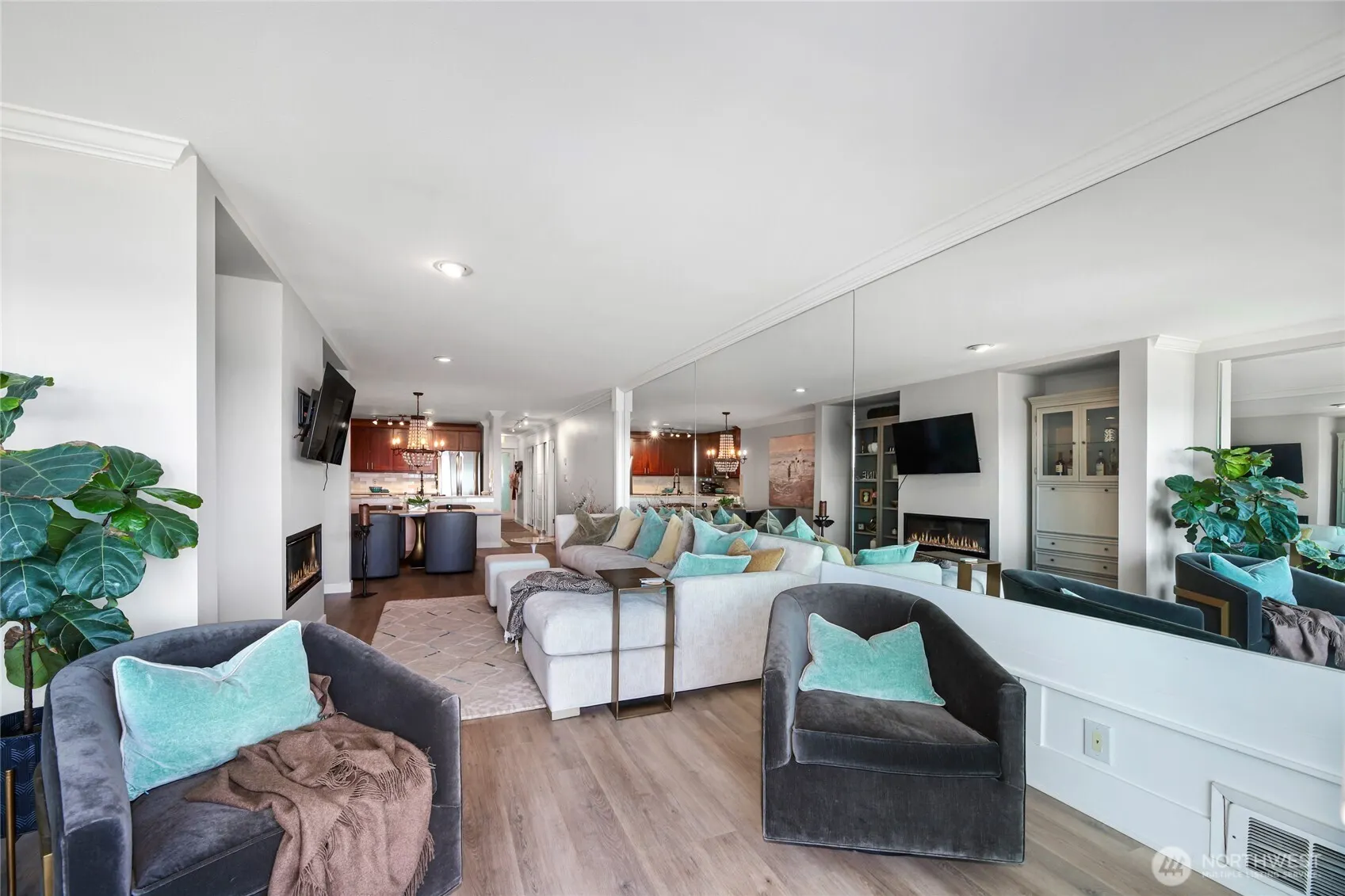 1526 Alki Avenue SW #304, Seattle, WA 98116