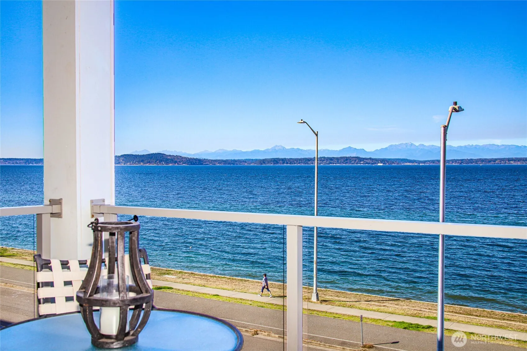 1526 Alki Avenue SW #304, Seattle, WA 98116