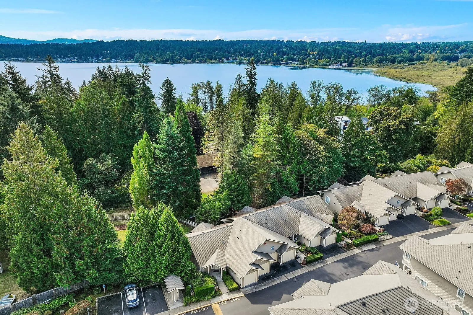 18669 NE 55th Way , Redmond, WA 98052
