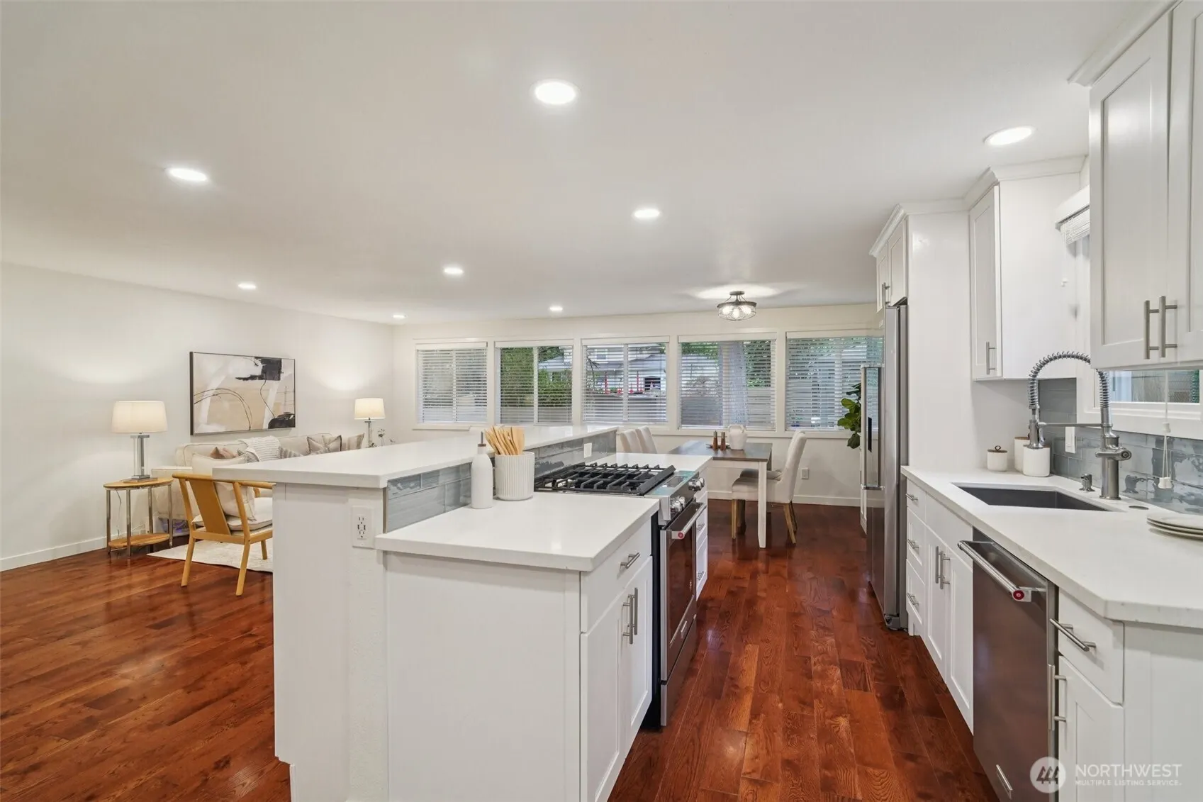 13204 NE 190th Place , Woodinville, WA 98072