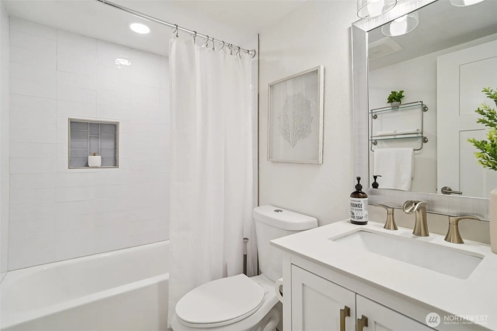 13204 NE 190th Place , Woodinville, WA 98072