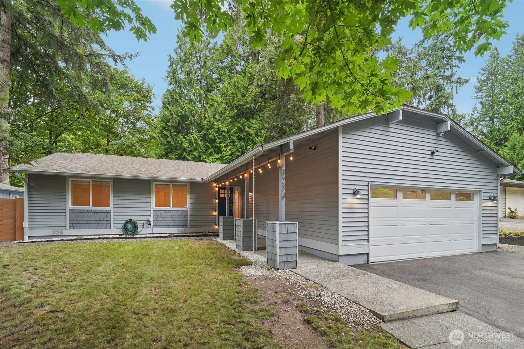 13204 NE 190th Place , Woodinville, WA 98072