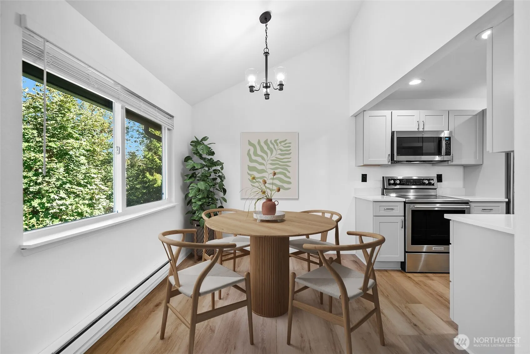 12719 NE 116th Street #E302, Kirkland, WA 98034