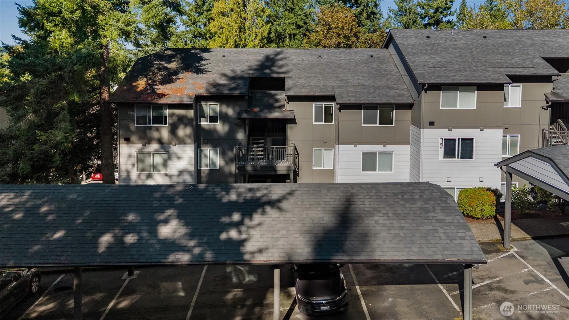 12719 NE 116th Street #E302, Kirkland, WA 98034