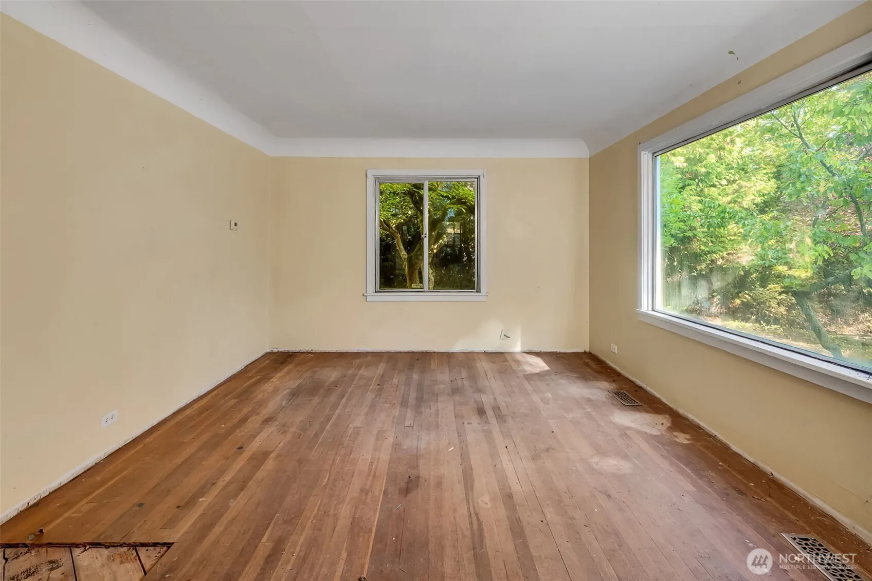 12015 8th Avenue S, Seattle, WA 98168