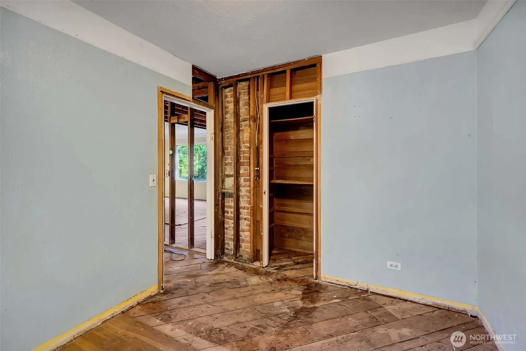 12015 8th Avenue S, Seattle, WA 98168