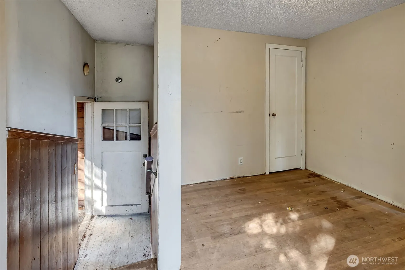 12015 8th Avenue S, Seattle, WA 98168