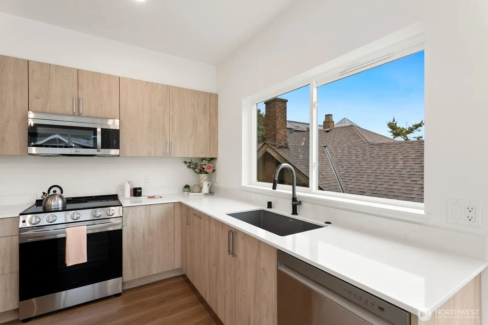117 Wells Avenue S #A, Renton, WA 98057