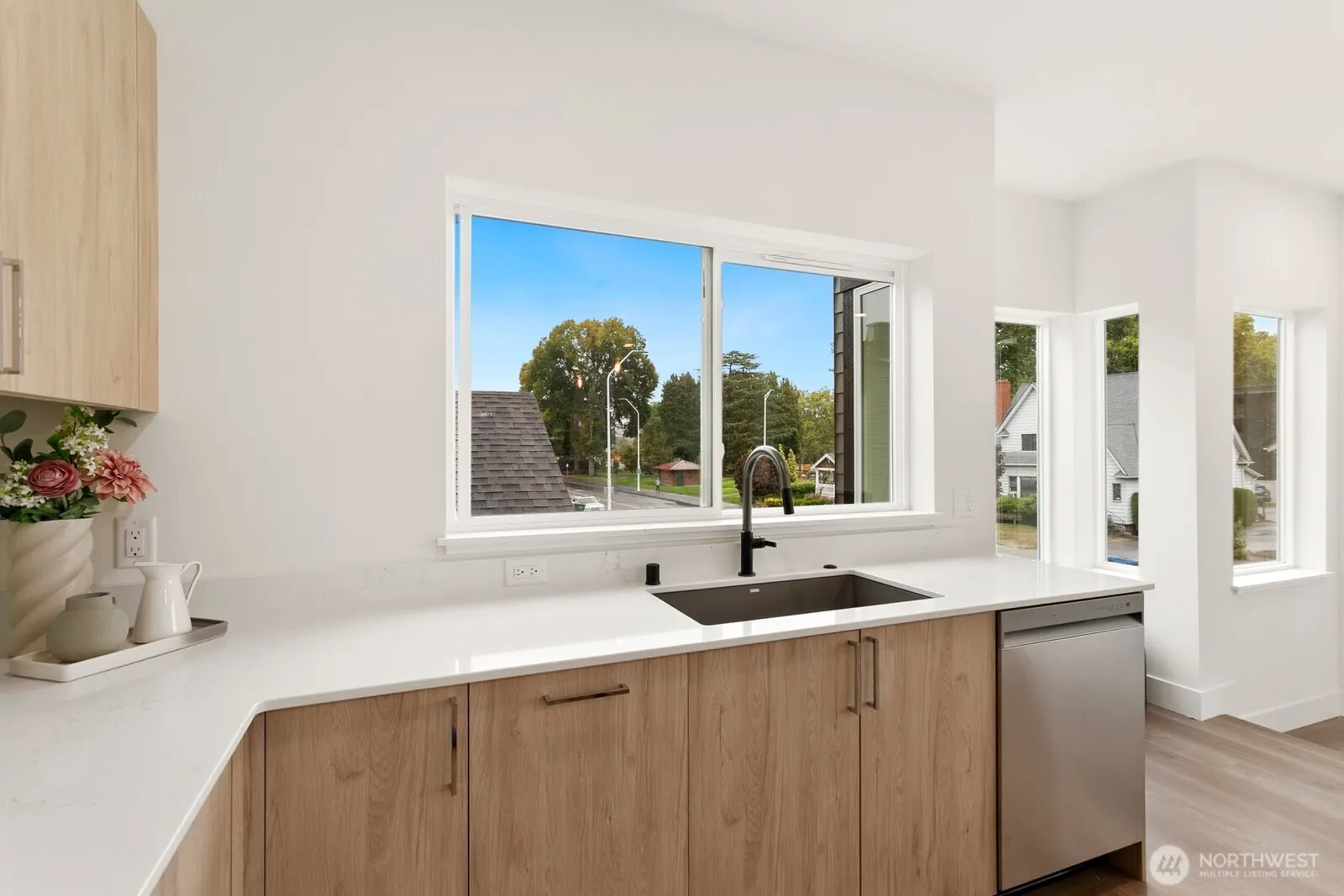 117 Wells Avenue S #A, Renton, WA 98057