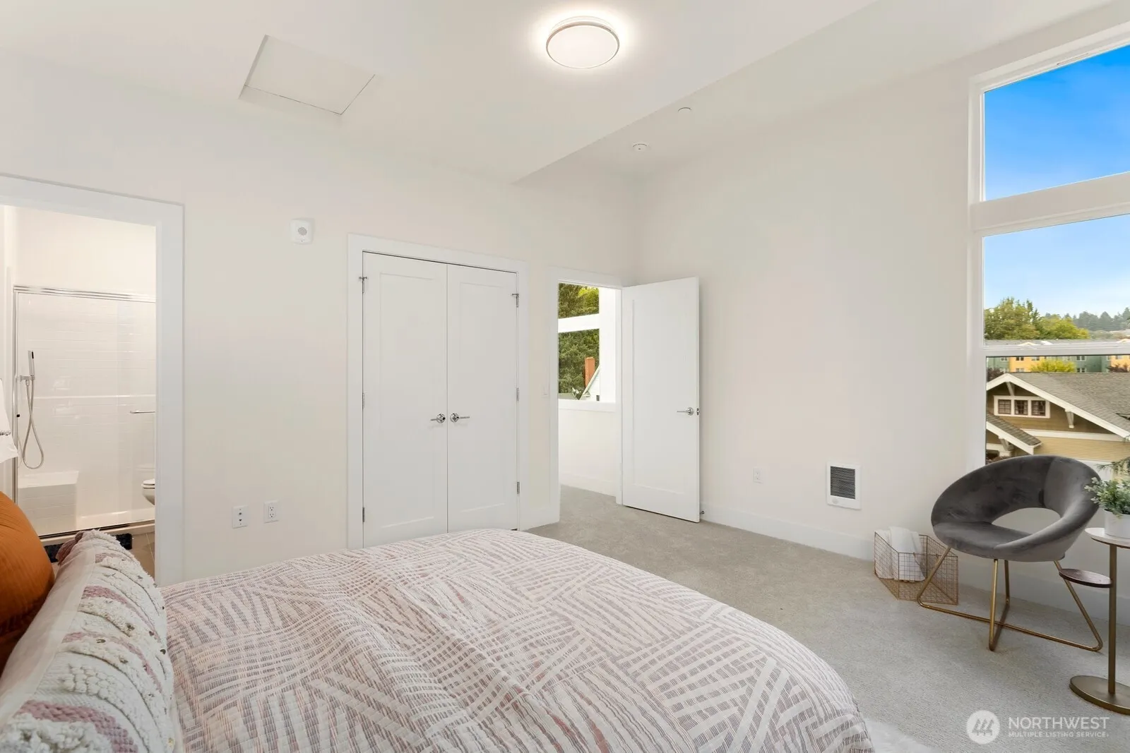 117 Wells Avenue S #A, Renton, WA 98057