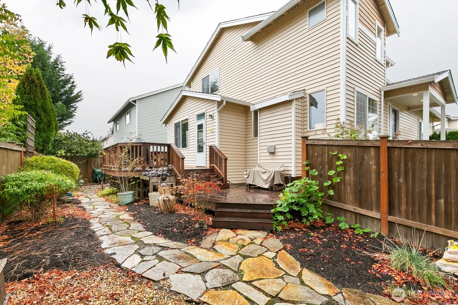17928 15th Avenue W, Lynnwood, WA 98037