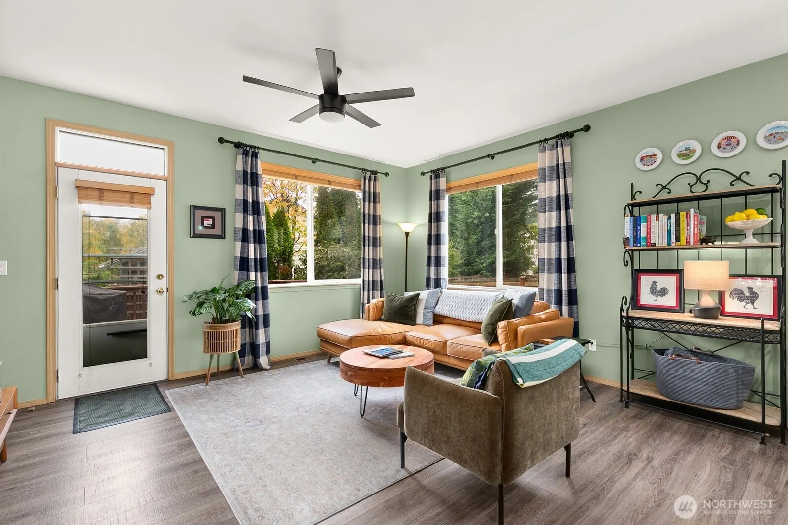 17928 15th Avenue W, Lynnwood, WA 98037