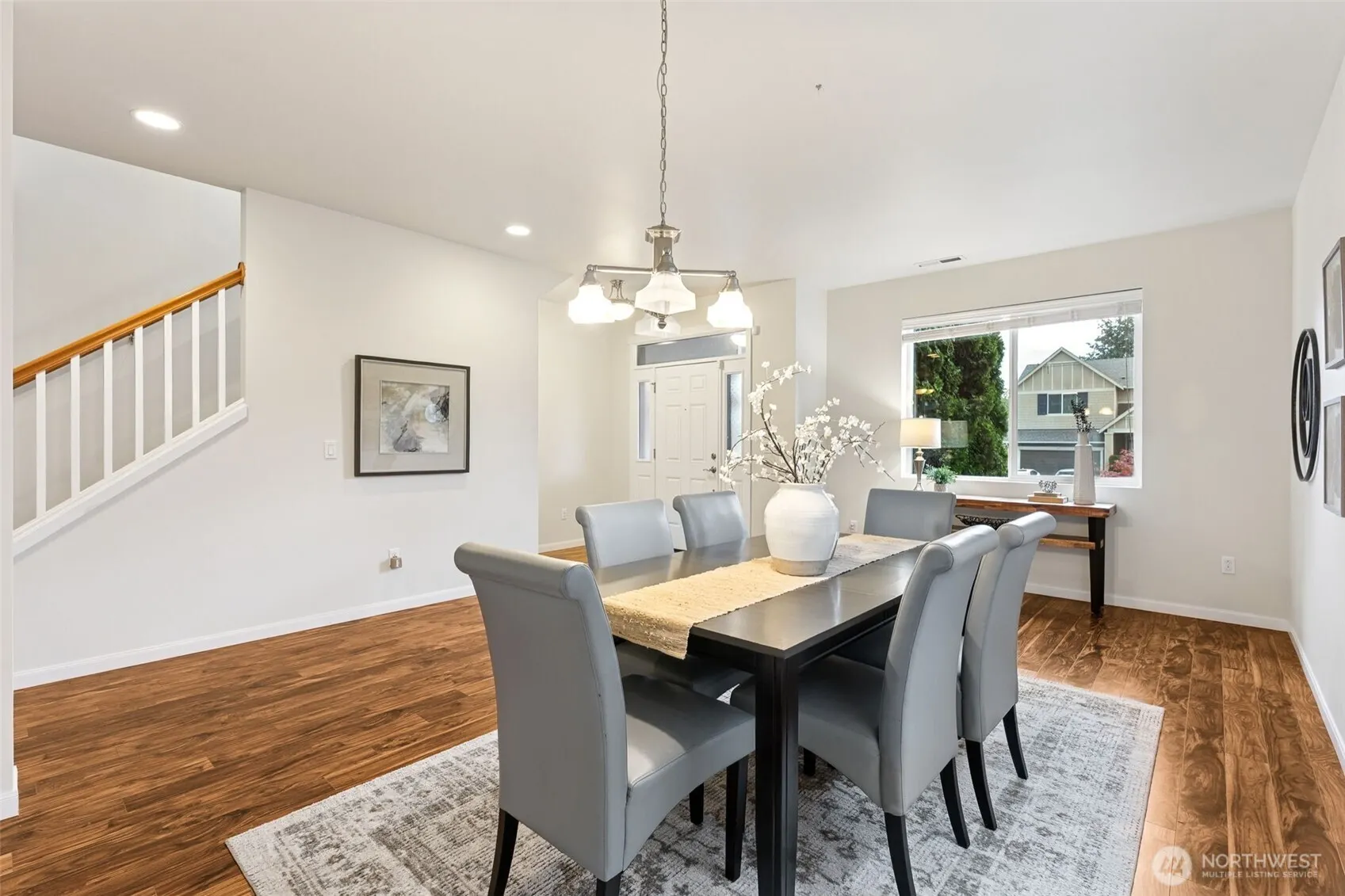 9526 S 235th Place , Kent, WA 98031