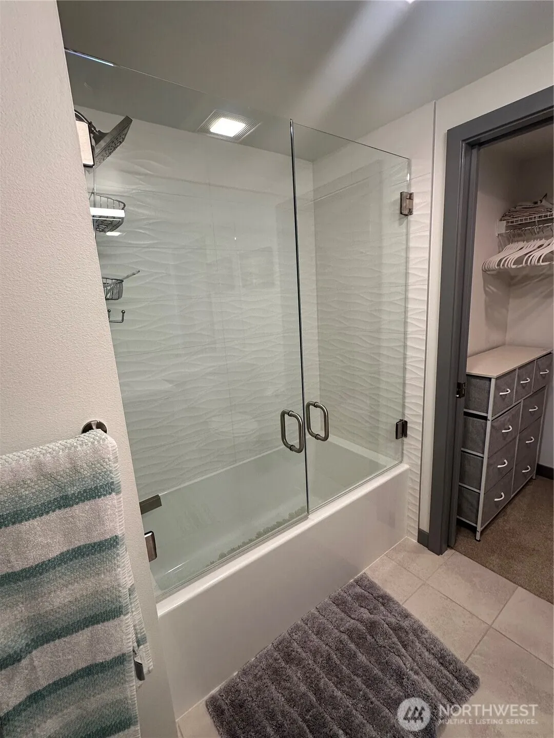 11903 NE 128th Street #415, Kirkland, WA 98034