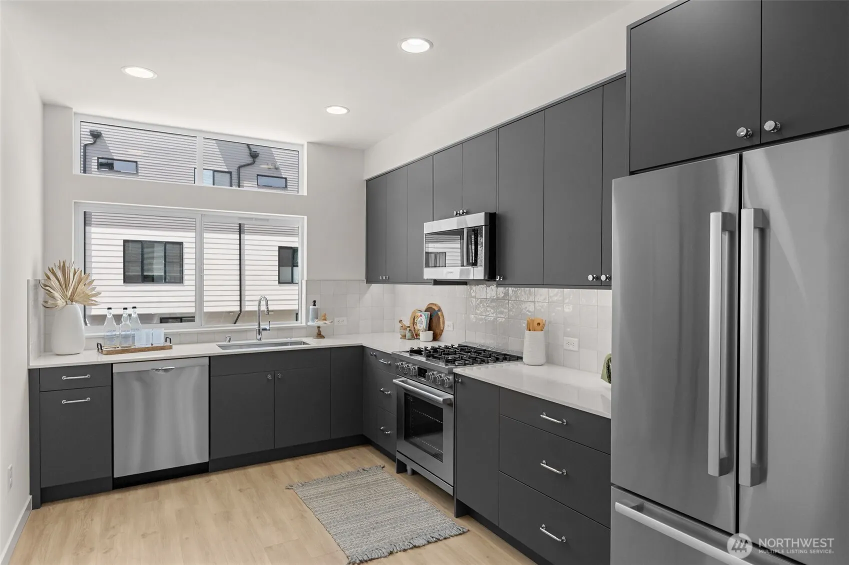 8337 C 12th Avenue NW, Seattle, WA 98117