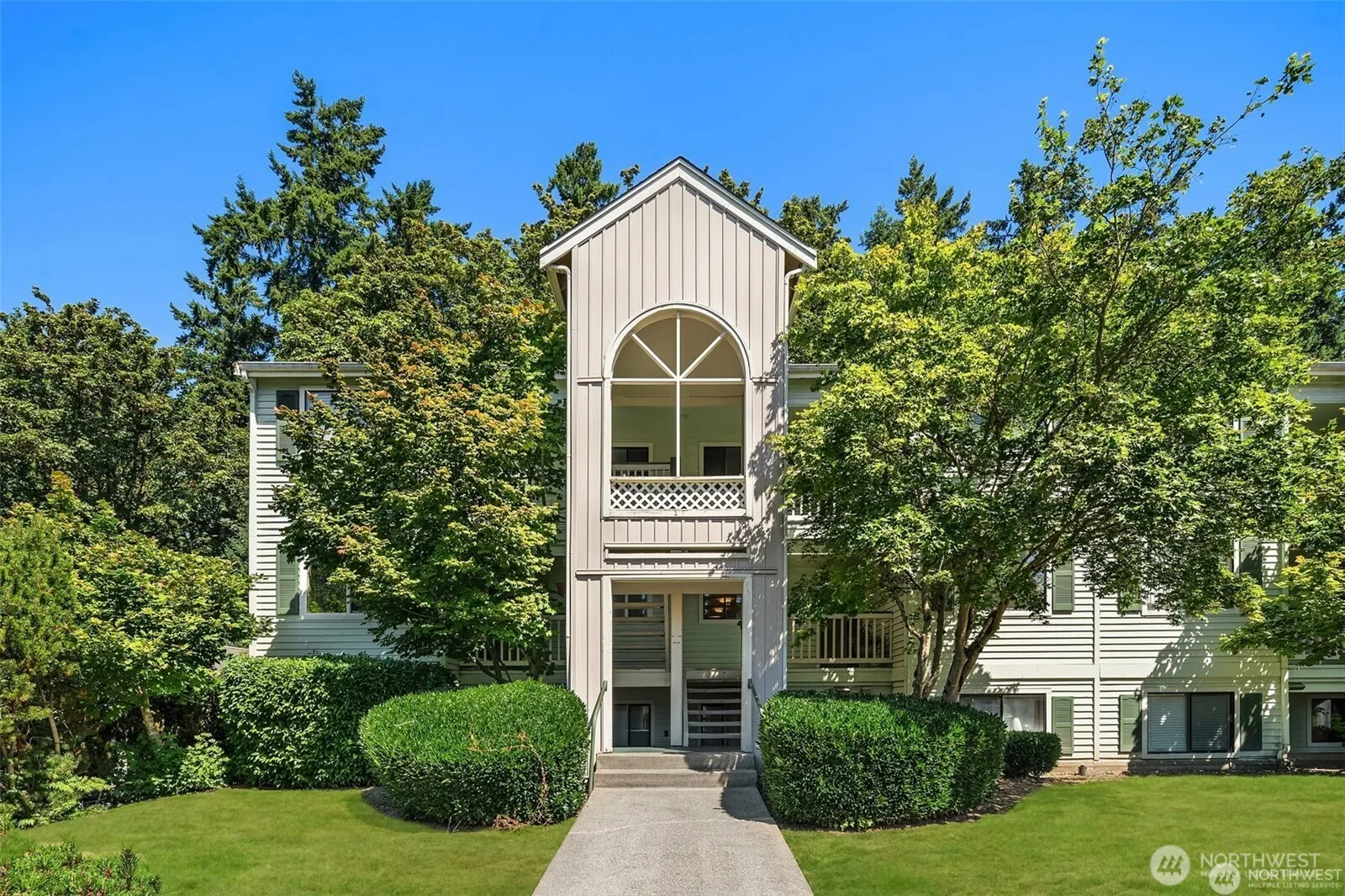 25120 98th Place S #A202, Kent, WA 98030